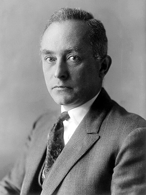 Portrait photograph of Max Born